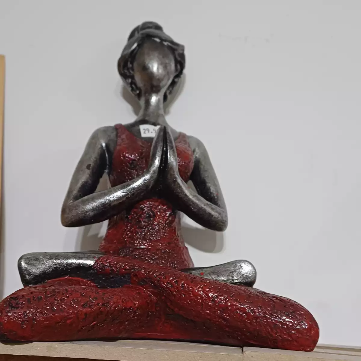 Statuette femme posture Yoga